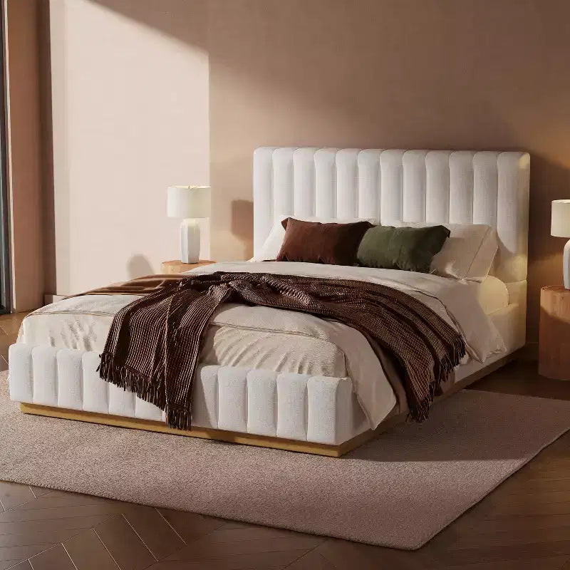 Struttura letto moderna con rivestimento in lino e testiera spessa con cuciture verticali